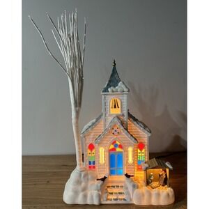 Avon VTG Fiber Optic Lighted Church Nativity Scene Christmas Holiday Splendor